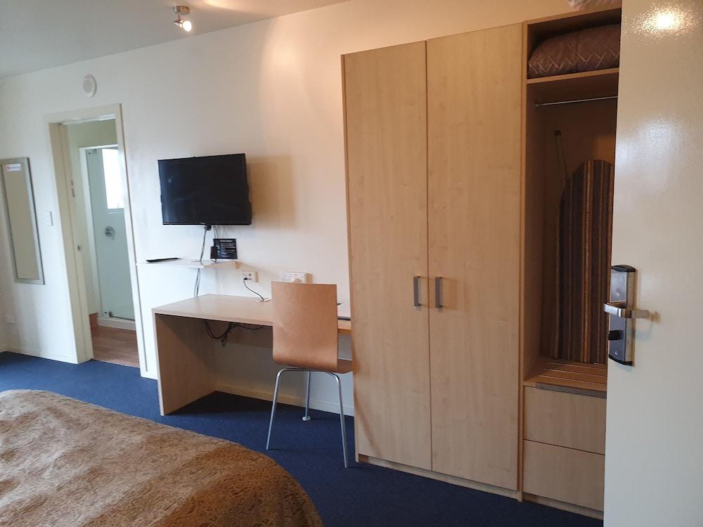 Abbots Hamilton - Hotel And Conference Centre Extérieur photo