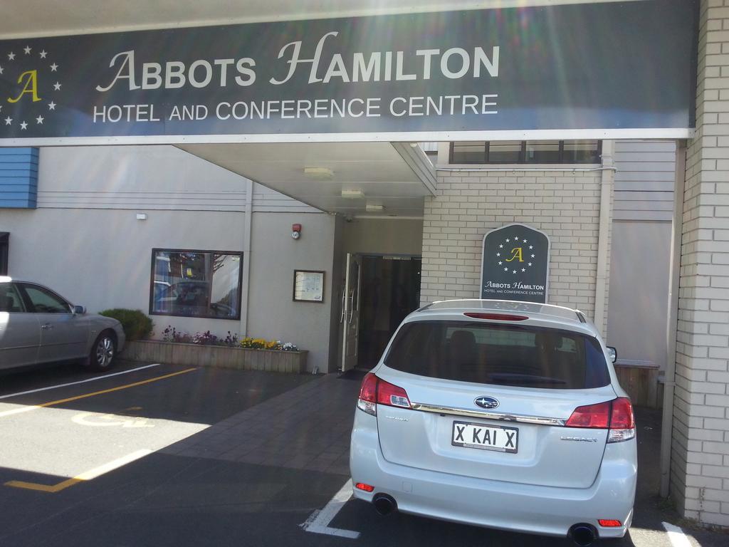 Abbots Hamilton - Hotel And Conference Centre Extérieur photo